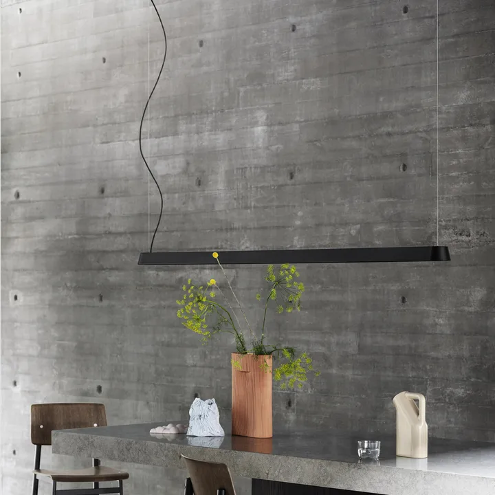 Linear pendant lamp from Muuto - NordicNest.com